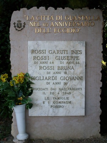 Monumento commemorativo dedicato a Rossi e Bigliardi, in ricordo delle vittime dell'eccidio del 1945.