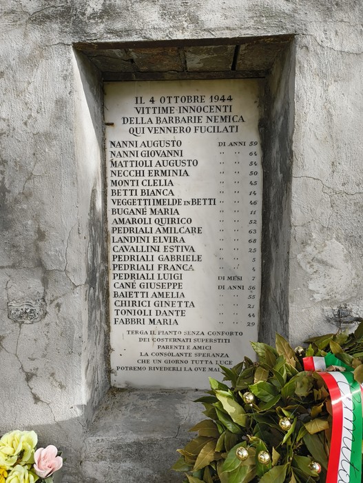 Monumento commemorativo alle vittime innocenti di Ca' di Beguzzi, uccisi il 4 ottobre 1944.