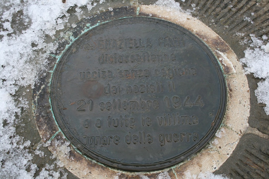 Lastra commemorativa dedicata a Fanti, vittima del nazismo il 21 settembre 1944, per non dimenticare.