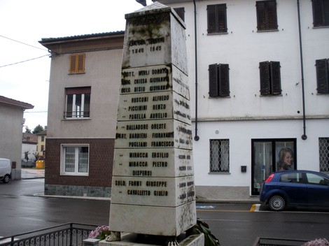 Monumento ai caduti di Cornale, in memoria dei soldati della comunità.