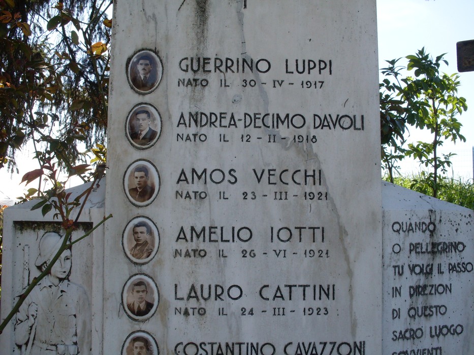 Monumento ai Caduti partigiani di San Prospero, commemorazione dei valorosi che hanno combattuto per la libertà.