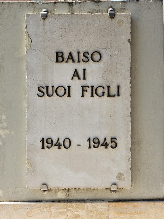 Monumento dedicato ai caduti di Baiso durante la seconda guerra mondiale, anni 1940-1945.