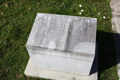 Monumento agli Internati Militari Italiani, dedicato alla memoria dei soldati internati durante la Seconda Guerra Mondiale.