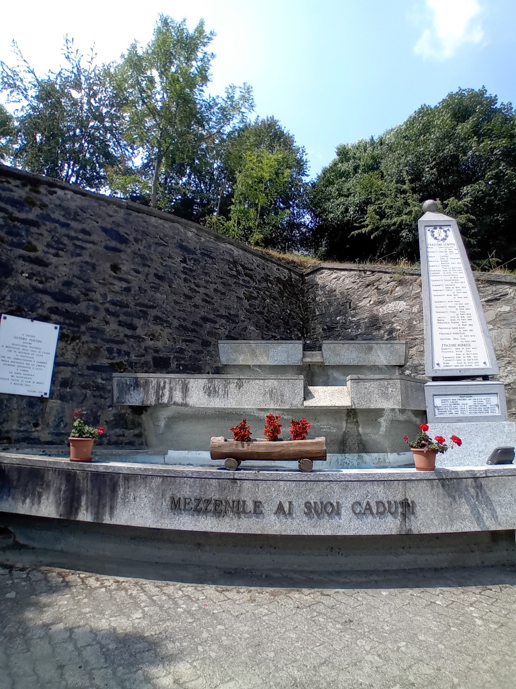 Monumento ai Caduti, Comune di Mezzenile (TO), foto 1