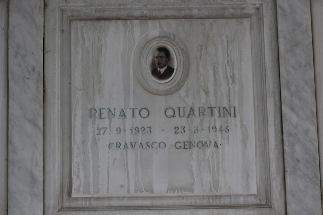 Monumento commemorativo a Renato Quartini, partigiano, situato nel Sacrario dei partigiani di Torbella.