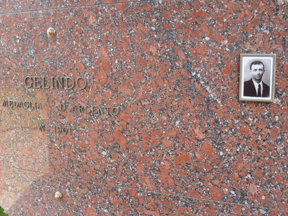 Sacrario della famiglia Cervi, luogo di memoria dedicato ai valori della resistenza e della libertà.