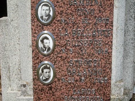 Monumento ai Caduti di Ghiarda, dedicato alla memoria dei soldati locali scomparsi durante le guerre.