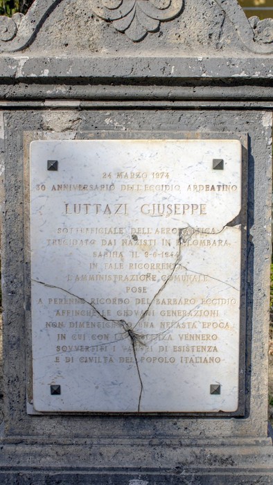 Monumento a Luttazi, in onore del sacrificio e della memoria di Giuseppe Luttazi, eroe arborato.