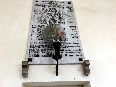 Lapide commemorativa dei caduti di Tromello, onora i soldati e le vittime delle guerre.