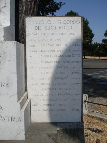 Monumento ai caduti di Coviolo, commemorazione dei giovani della comunità persi durante la Seconda Guerra Mondiale.