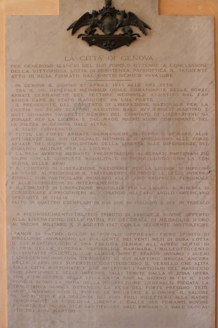 Lapide commemorativa che celebra l'atto di resa delle forze tedesche a Genova.