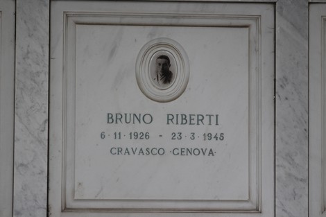 Sacrario dei partigiani di Torbella, commemorazione con lapide in marmo dedicata a Bruno Riberti.
