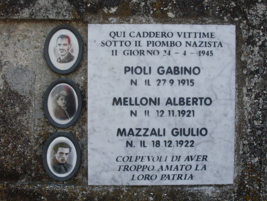 Lapidi commemorative a Bonilauri in memoria delle vittime del nazismo, con immagini e date di nascita.