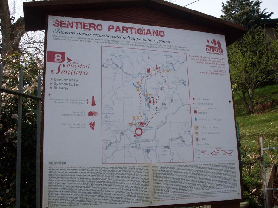 Monumento ai Caduti della Liberazione di Cervarezza, dedicato alla memoria dei partigiani.