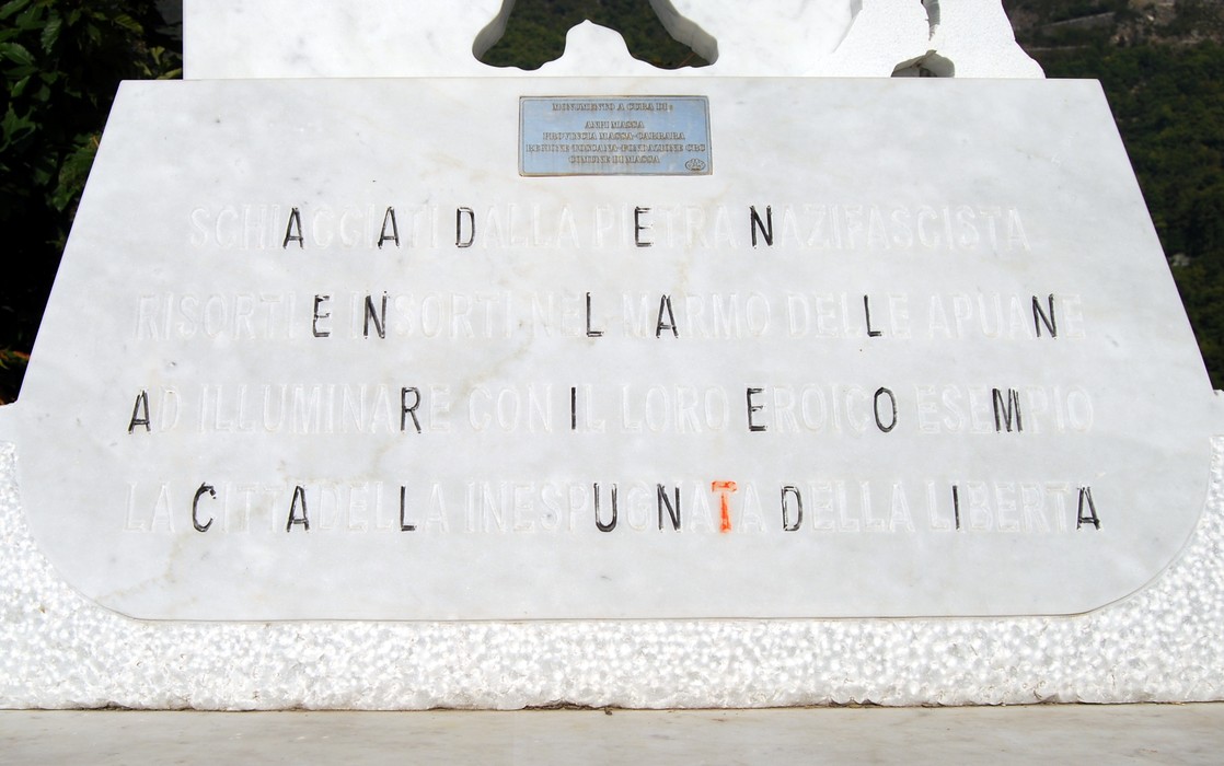 Monumento di Altagnana: ricordo e celebrazione della storia locale.
