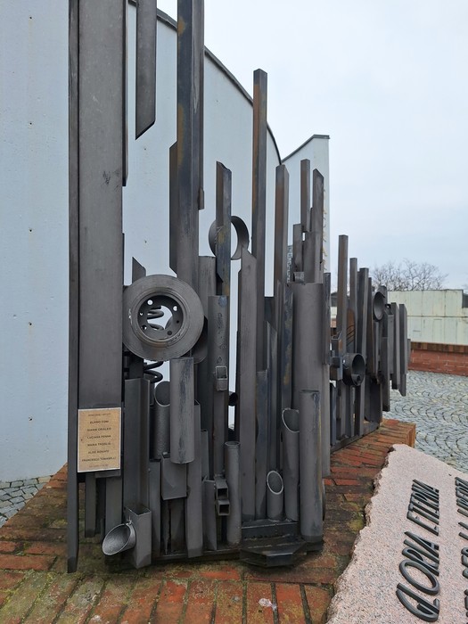 Monumento ai Caduti per la Libertà, Comune di Collegno (TO), foto 2