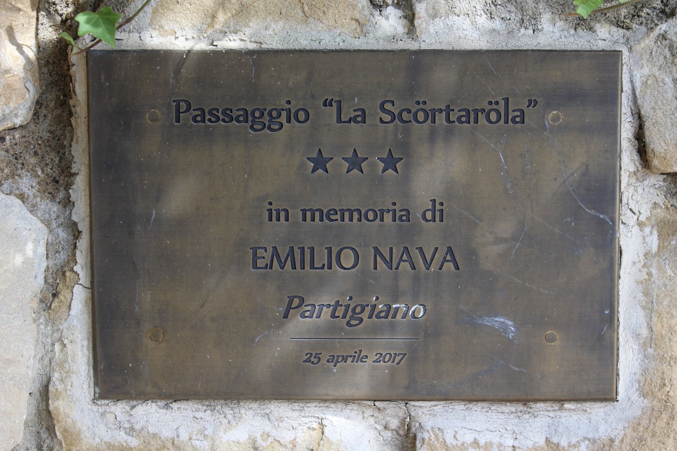 Passaggio a Nava, Comune di Mozzo (BG), foto 1