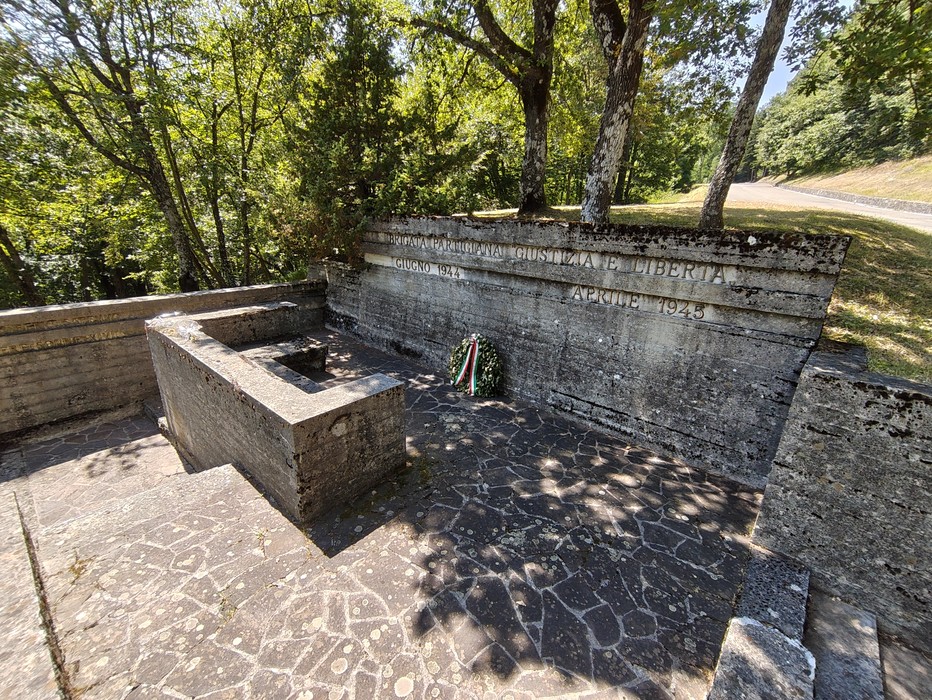 Monumento alla brigata Giustizia e Libertà, Comune di Gaggio Montano (BO), foto 5