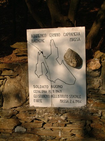 Monumento nel Parco della Resistenza del Monte Brugiana, dedicato ai caduti della Seconda Guerra Mondiale.