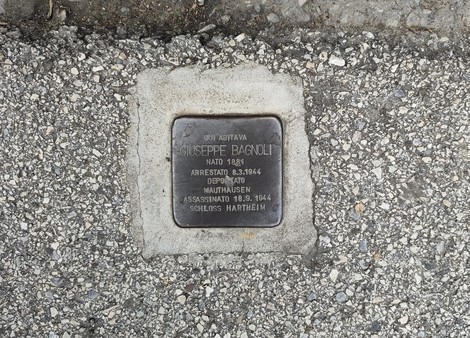 Pietra d'inciampo in ricordo di Giuseppe Bagnoli, vittima della persecuzione nazifascista a Bagnoli.
