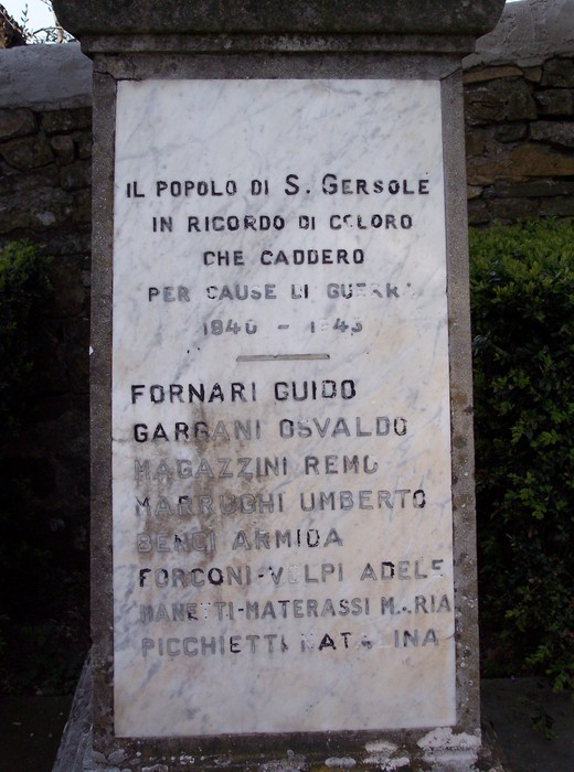 Cippo commemorativo ai caduti di San Gersolé, in memoria dei soldati deceduti durante la guerra.