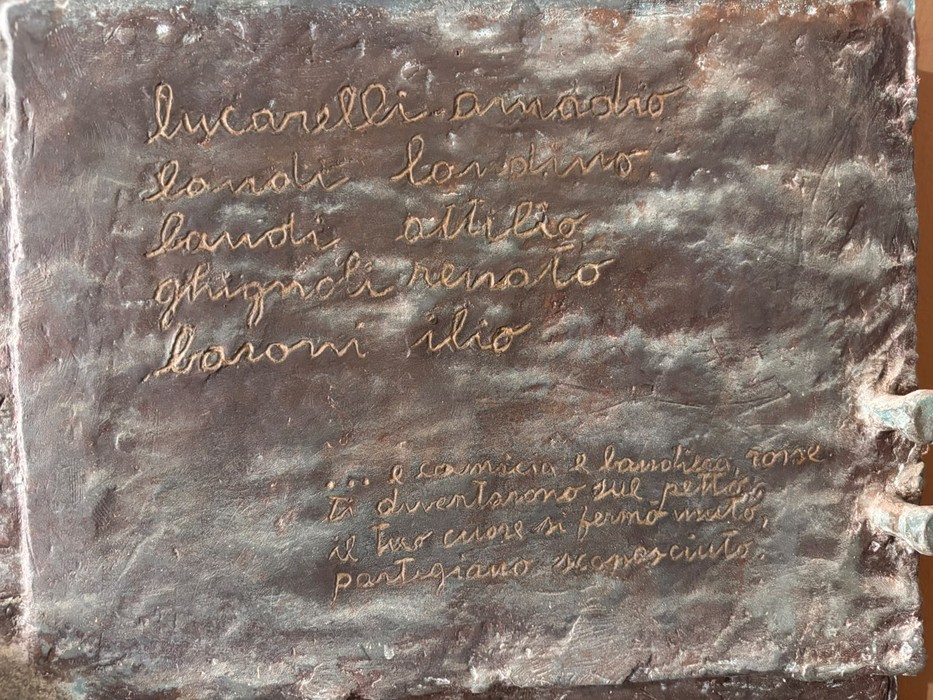 Bassorilievo ai partigiani, Comune di Piombino (LI), foto 3