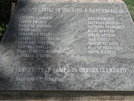 Monumento al partigiano, in memoria dei caduti civili e deportati nei campi di concentramento.