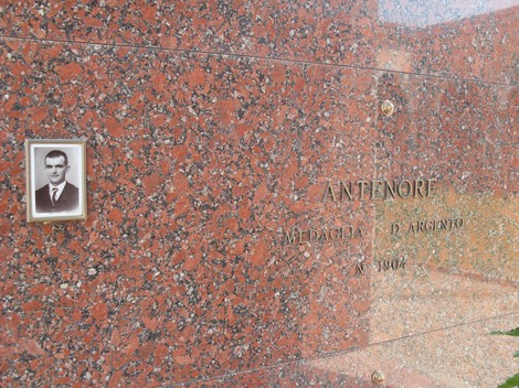 Sacrario della famiglia Cervi, monumento commemorativo dedicato ai martiri della Resistenza italiana.
