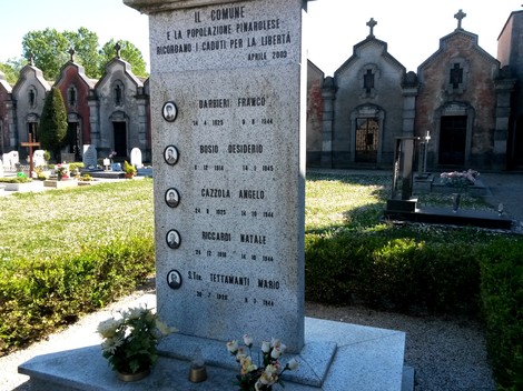 Monumento ai caduti per la libertà a Pinarolo Po, dedicato ai sacrifici dei suoi cittadini.