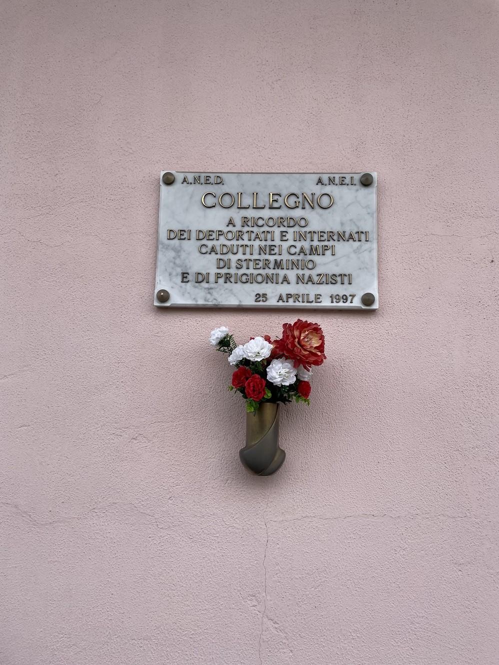 Lapide commemorativa a Collegno per i deportati e internati nei campi di sterminio e prigionia nazisti.