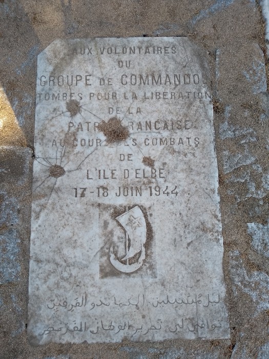 Monumento ai caduti dello sbarco alleato, commemorazione dei volontari per la liberazione dell'isola d'Elba.