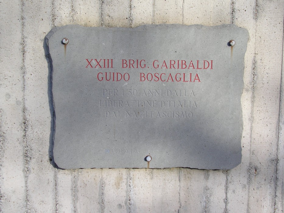 Monumento commemorativo dedicato alla Brigata Boscaglia per la liberazione dall'occupazione nazifascista.