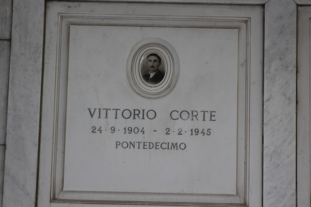 Sacrario dei partigiani di Torbella, commemorazione di Vittorio Corte con foto e date significative.