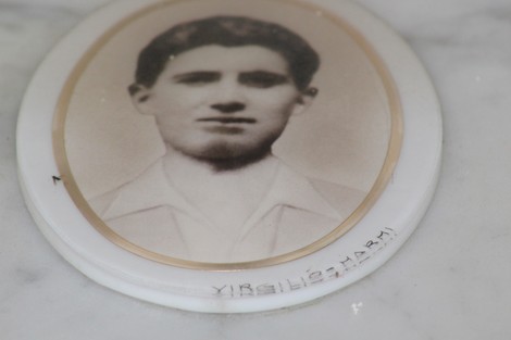 Sacrario dei caduti per la Liberazione, commemorazione con immagini e nomi dei protagonisti della resistenza.