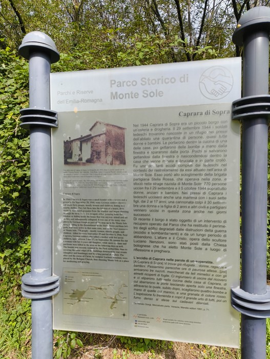 Rovine di Caprara di Sopra nel Parco Storico di Monte Sole, testimonianza della storia e della natura.