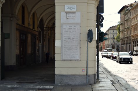 Lapide ai martiri della Camera del Lavoro, Comune di Torino (TO), foto 2