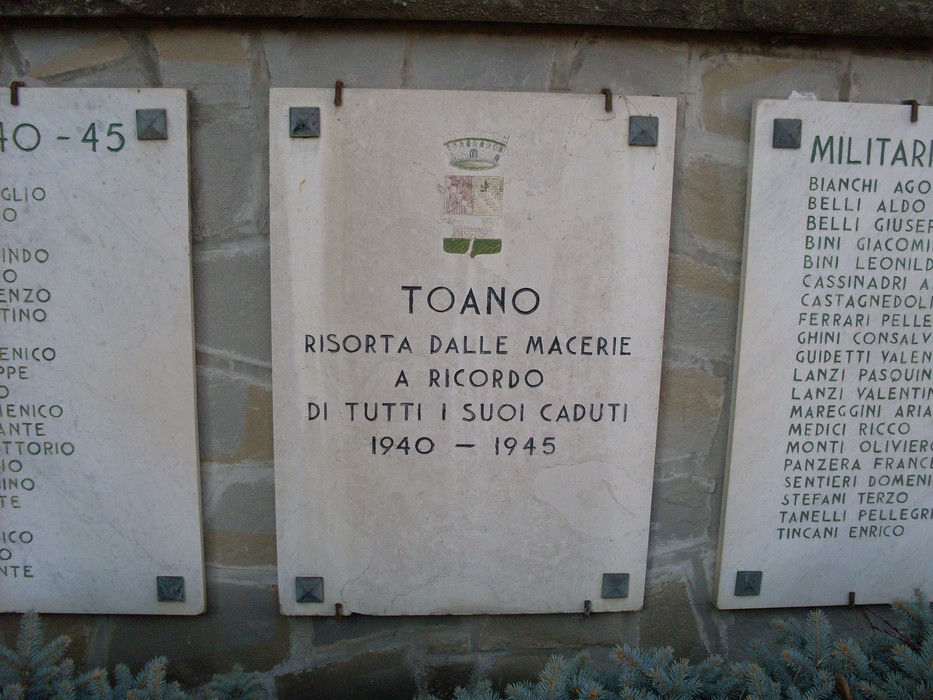 Monumento ai Caduti di Toano, dedicato alla memoria delle vittime della guerra dal 1940 al 1945.
