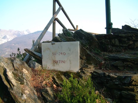 Panorama sul Parco della Resistenza del Monte Brugiana, un luogo di memoria e natura.