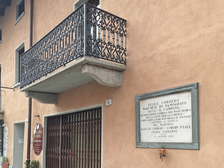 Lapide a Cordero di Pamparato, Baraldi, Cordin e Vigna, Comune di Giaveno (TO), foto 2