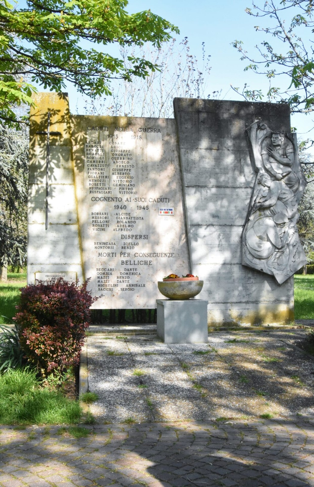 Monumento ai caduti di Cognento, dedicato ai soldati che hanno perso la vita nelle guerre.