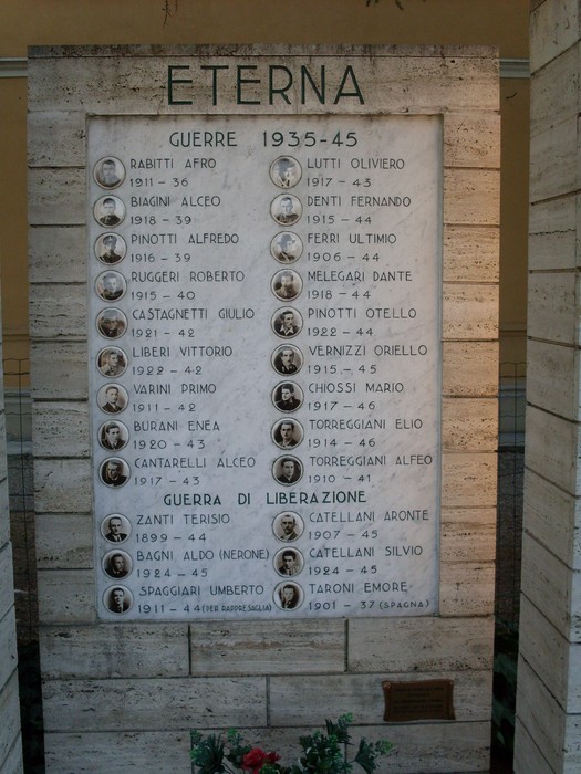 Monumento ai Caduti di San Maurizio, commemorazione degli eroi delle guerre 1935-45 e della guerra di liberazione.