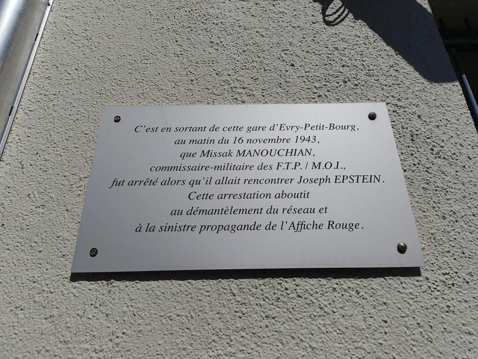 Memoriale del Gruppo Manouchian, commemorazione di eventi storici legati alla Resistenza.