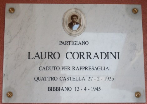 Placca commemorativa di Lauro Corradini, partigiano caduto per la libertà a Bibbiano.