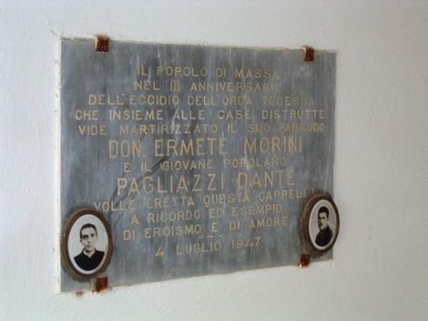 Cappella di Massa dei Sabbioni, monumento commemorativo in ricordo di eroi e cittadini.