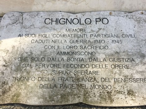 Monumento ai caduti di Chignolo Po, dedicato a combatti e partigiani della guerra 1940-1945.