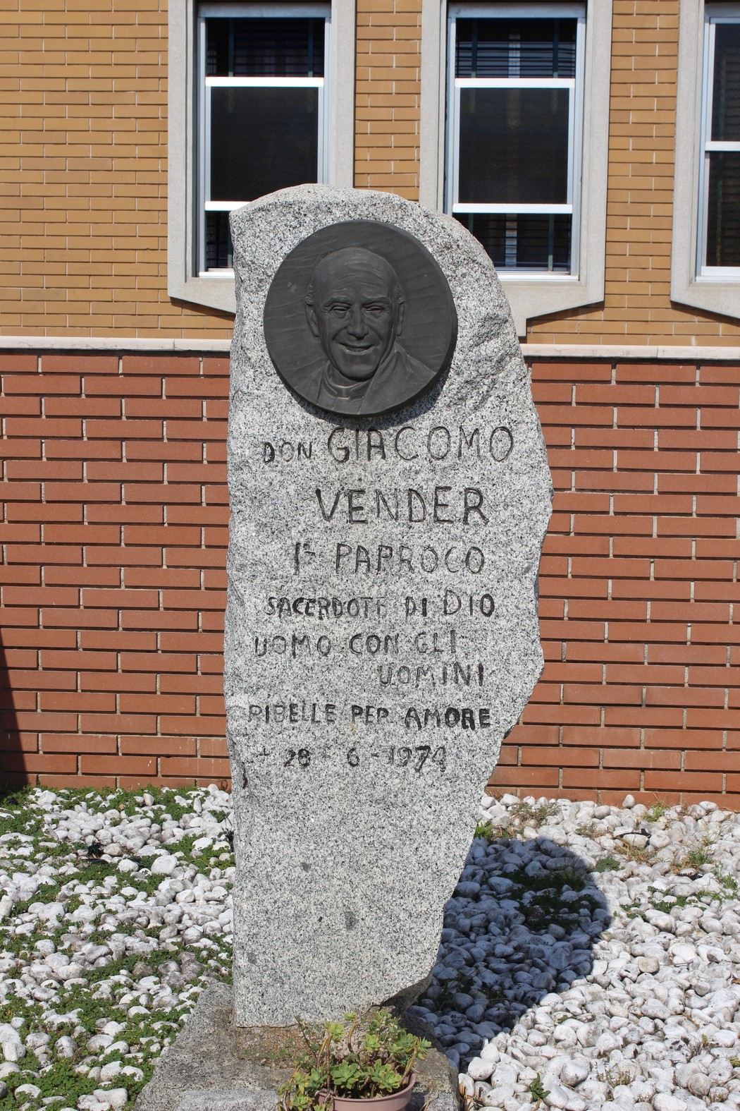 Monumento a Vender, Comune di Brescia (BS), foto 1