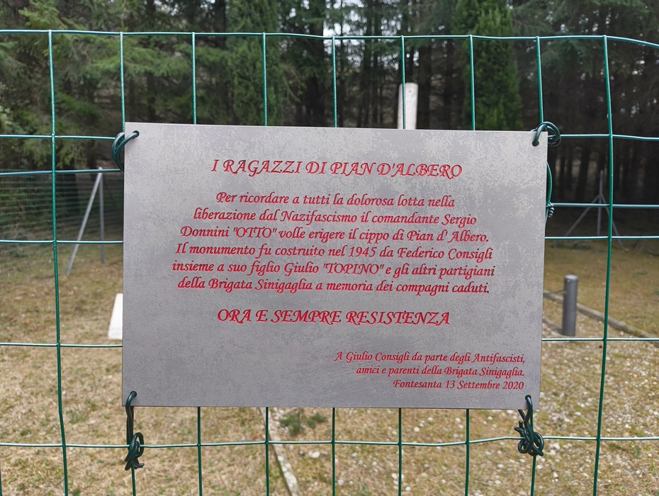Monumento a Pian d'Albero in memoria dei ragazzi della Resistenza e del comandante Sergio Venturi.