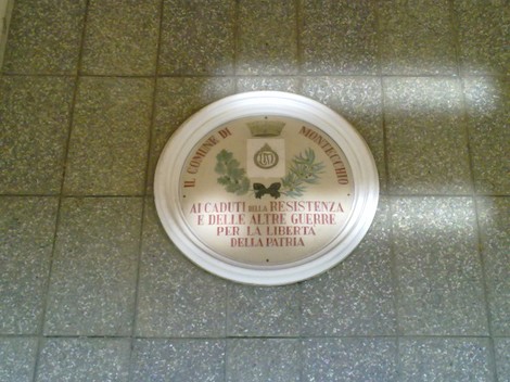 Sacrario dedicato ai caduti della Resistenza e delle guerre per la libertà della patria a Montecchio.