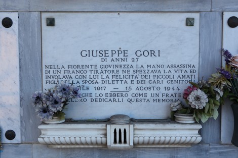 Sepolcro di Gori: monumento commemorativo dedicato a Giuseppe Gori, assassinato a soli 27 anni.