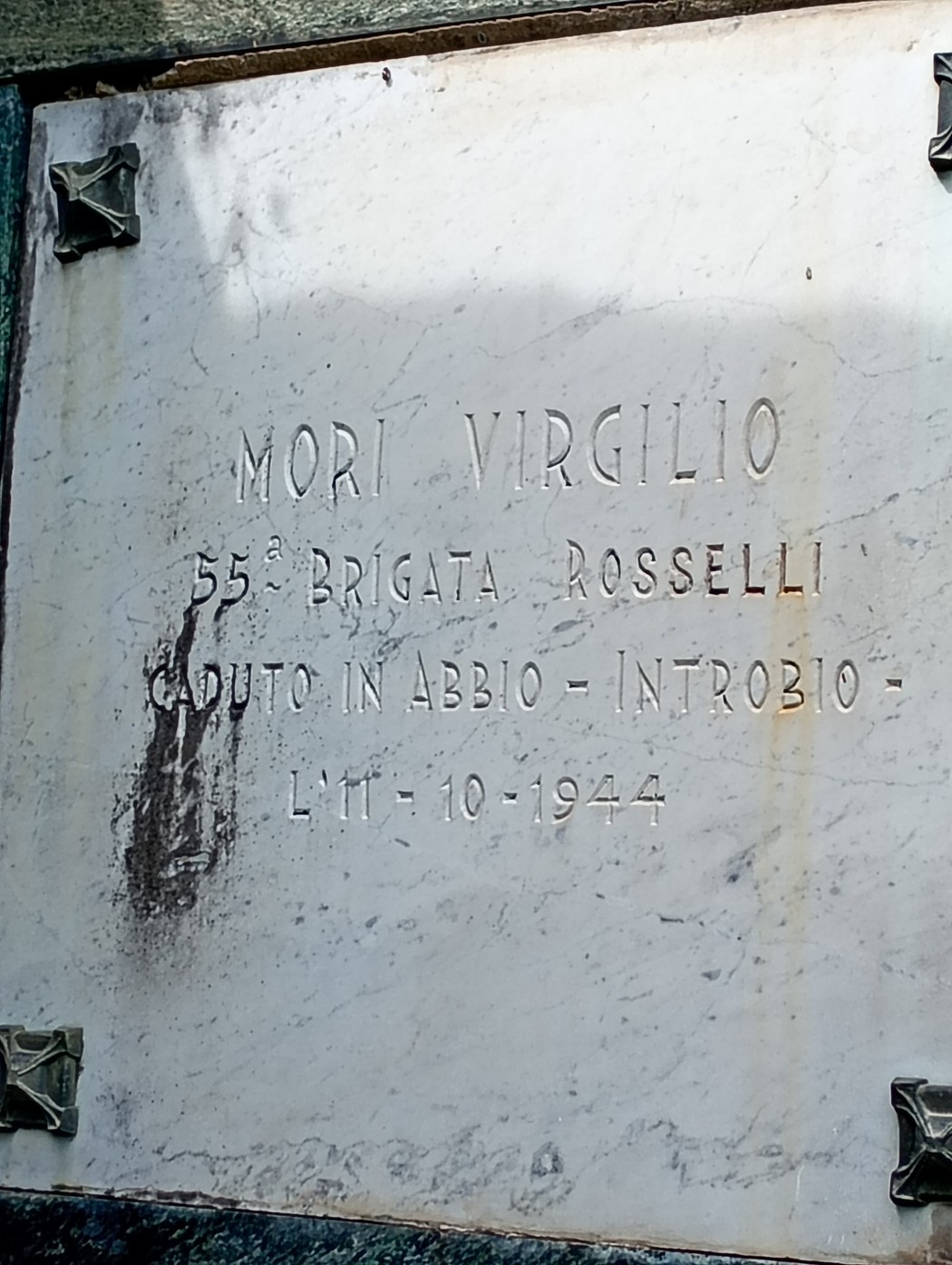 Tomba di Mori, Comune di Bellano (LC), foto 1